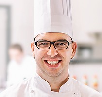 Дико Томчев Дико Томчев